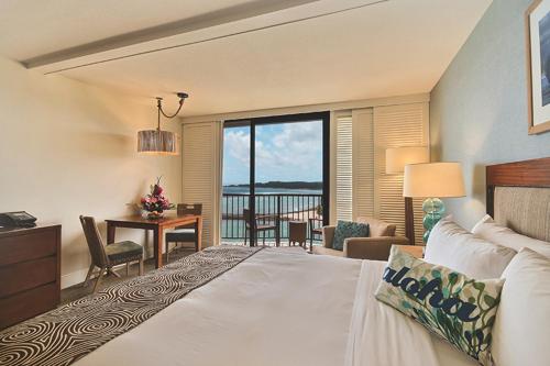 Premium Ocean Front King