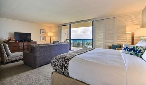 Ocean Front Suite Two Queens