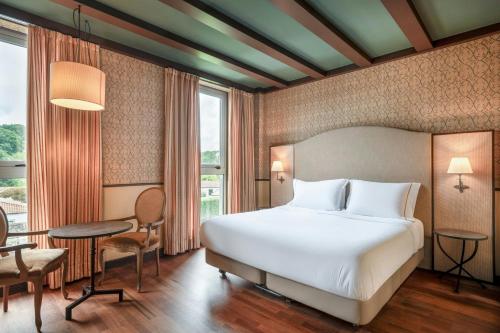 King Room with Garden View
