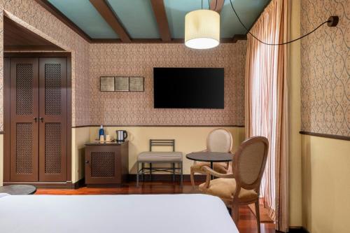 Deluxe Room Queen, Guest room, 1 Queen