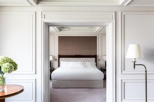 Executive Suite (3 Adults)