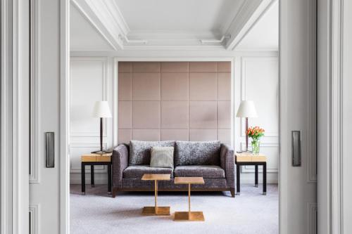 Executive Suite (3 Adults)
