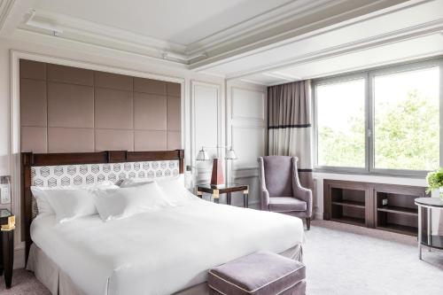 Superior Suite (3 Adults)
