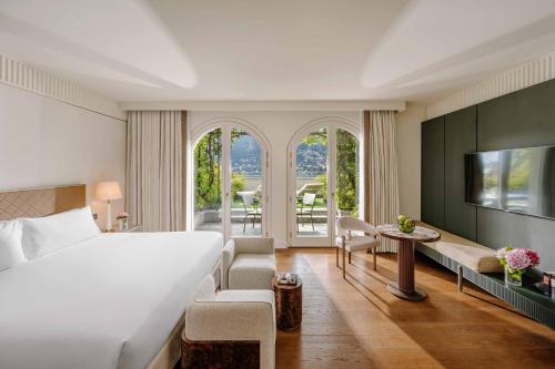 Double or Twin Room with Lake View