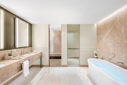 Double or Twin Room with Lake View