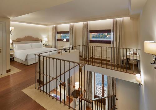 Duplex Suite with Lake View