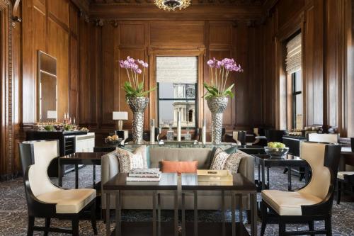 Superior Double, Club Lounge Access, Larger Guest room, 2 Double