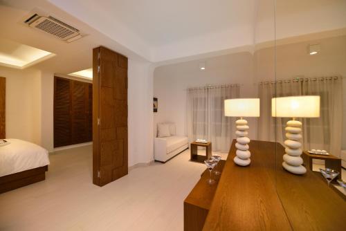 Amalia Five Bedroom Villa with Private Pool and Sea View