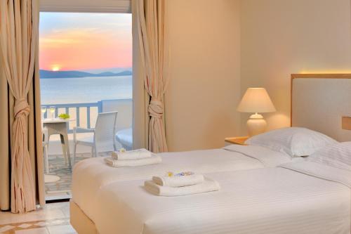 Family Suite with Partial Sea View