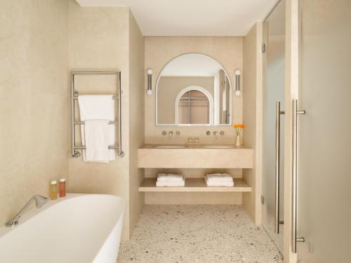 Duplex Suite with Sea View