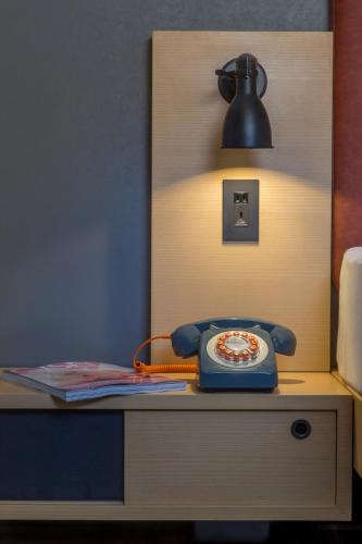 Moxy Twin Room