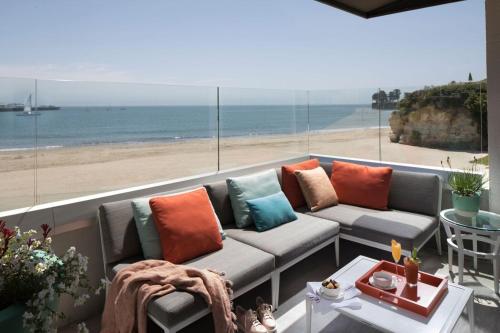 Ocean View Poolside - Two Queen