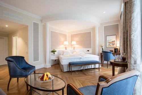 Deluxe Junior Suite Club