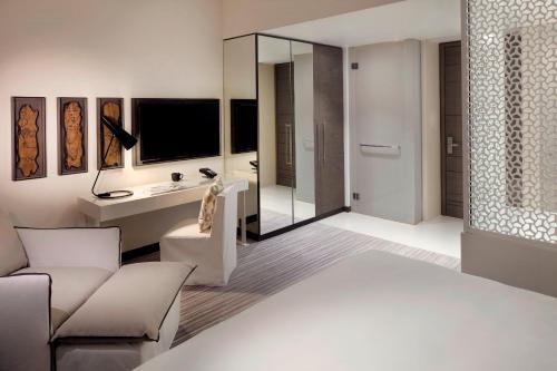 Deluxe Room with 100 AED Emaar Gift Card per stay