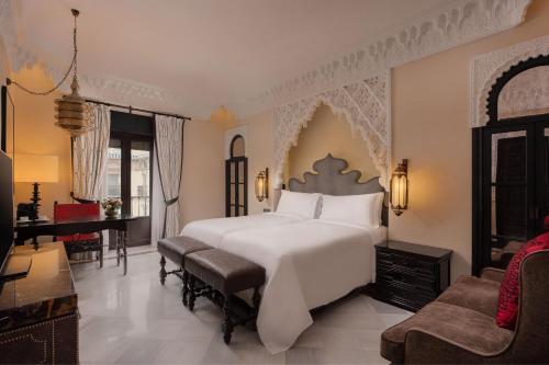 Grand Deluxe Twin Room