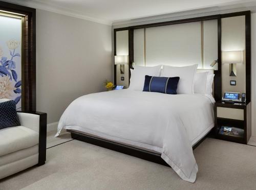 Grand Deluxe Room