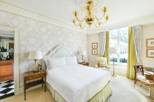 Superior Queen Room