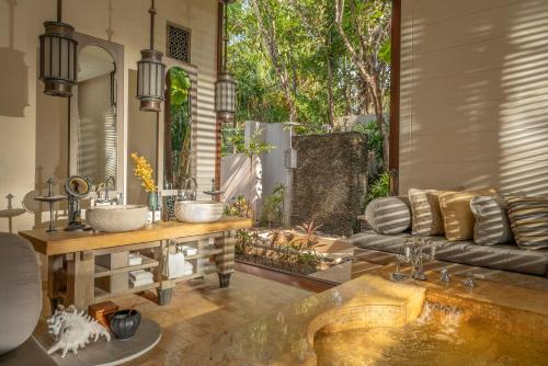 Beach Villa With Pool