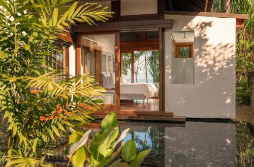 Family Beach Villa with Plunge Pool
