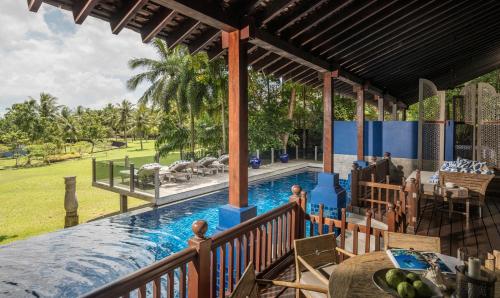 Three Bedroom Family Garden Villa with Pool