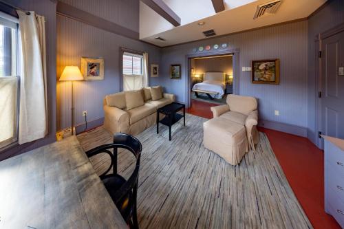 One Bedroom Suite