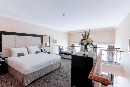 Duplex Suite