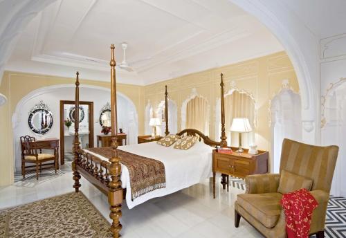 Deluxe Double or Twin Room: Complimentary Welcome Drink & Chef's Amenities on arrival, Room Upgrade, subject to availability,