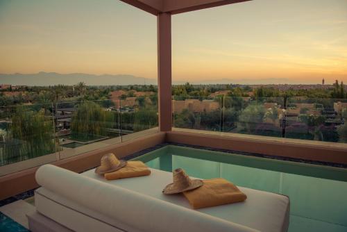 Atlas suite