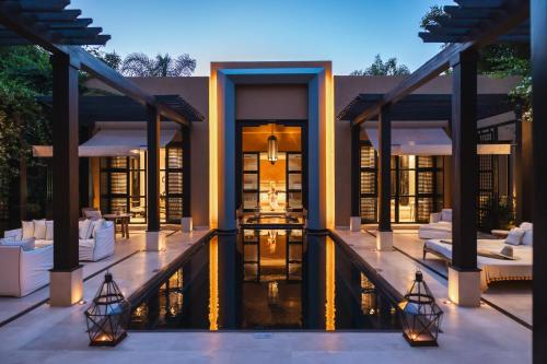 Mandarin Pool Villa