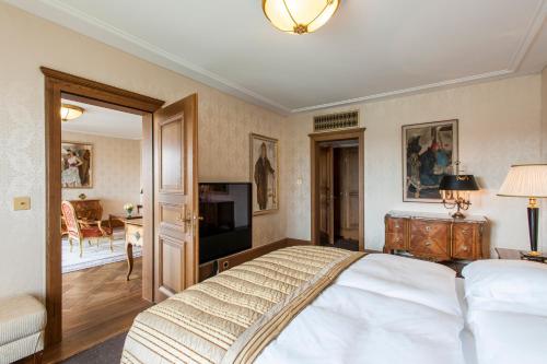 River Suite