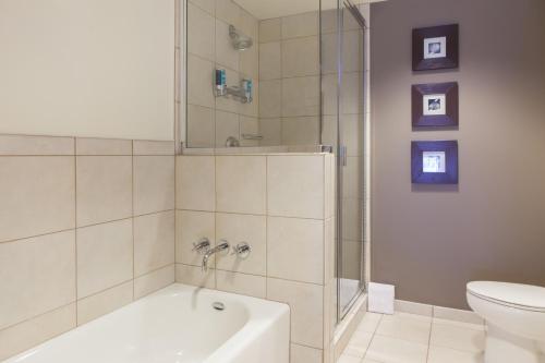 Savvy, Suite, Bedroom 1: 1 King, Bedroom 2: 1 King