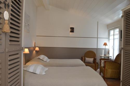 Junior Double Room