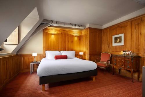 Hermitage Suite with King Bed