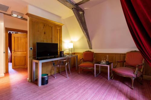Hermitage Suite with King Bed