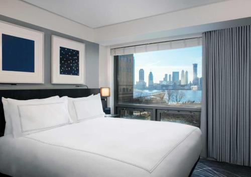King Suite with River View and Mobility Accessible Shower