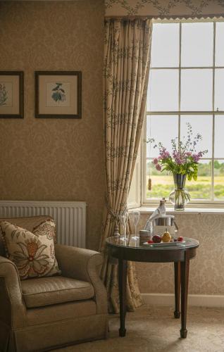 Manor Room