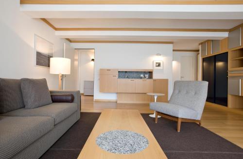 Corner Suite