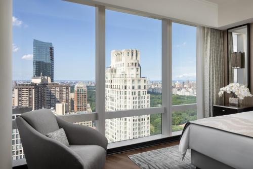 Suite with Hudson River View