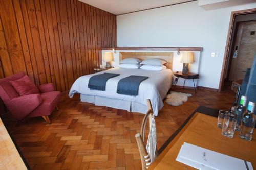 Lake Family Suite