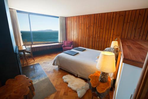 Lake Family Suite