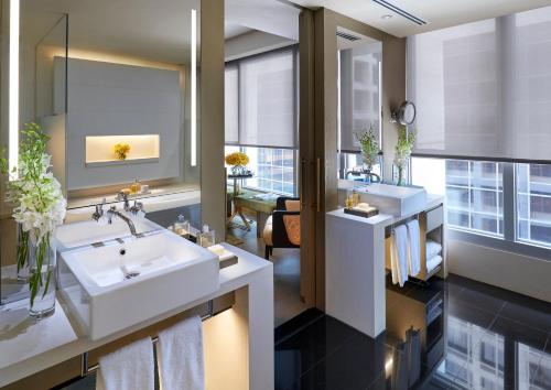 L450 Deluxe Twin Room