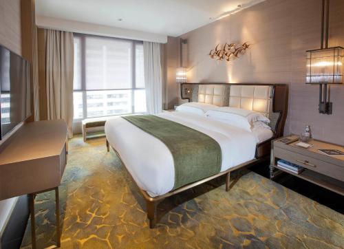 Landmark Suite