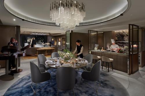 Entertainment Suite