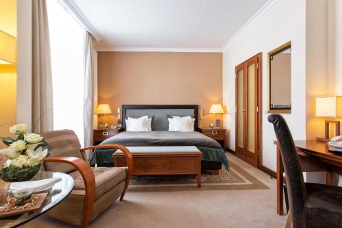 Grand Deluxe Double Room
