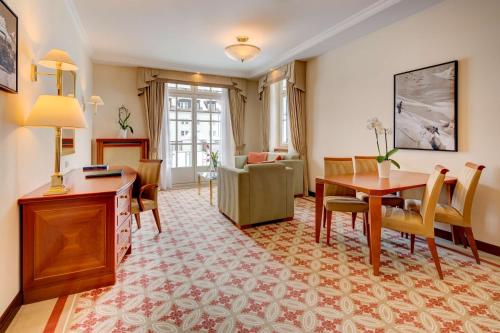 Grand Deluxe Suite