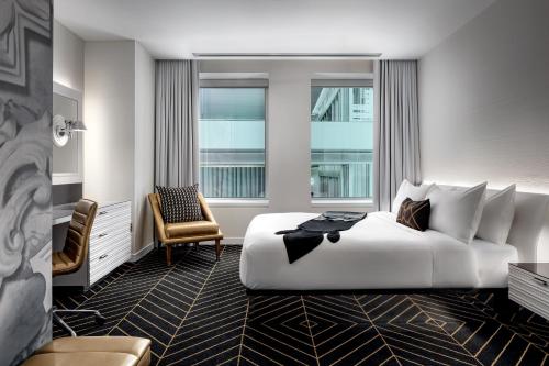 Wonderful, Guest room, 1 King
