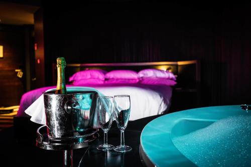 Nirvana Signature Suite