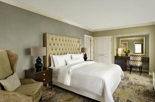Deluxe Suite Room