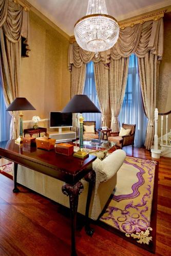 Presidential Suite