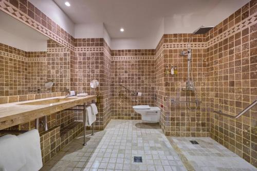 PRIVILEGE, Guest room, 2 Twin/Single Bed(s), City view  